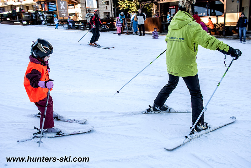 Standard ski hire + lift pass